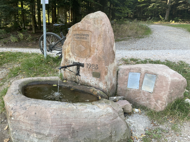 Brunnen Ofenloch