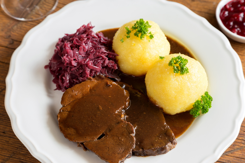 Sauerbraten 600x1000 AdobeStock_172211208